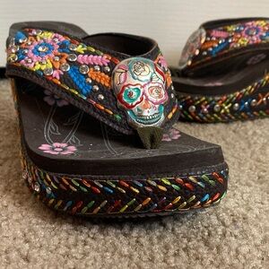 Montana West Black Sandals with Colorful Embroidery